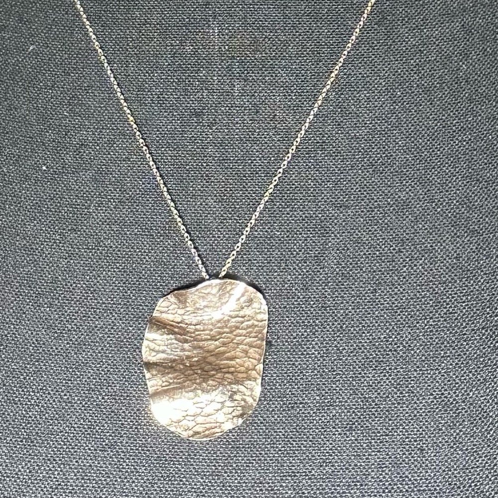 Poetry Gold Petal Design Chain Necklace